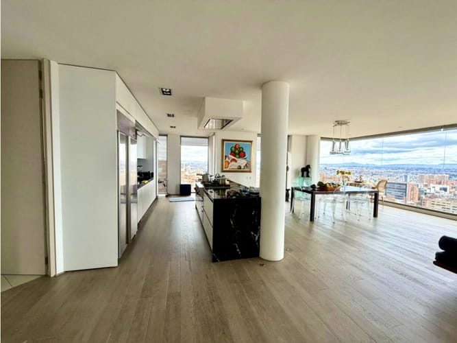 Apartamento de 4 alcobas en venta en Los Rosales, Bogotá, 475 m² · foto 9 de 20