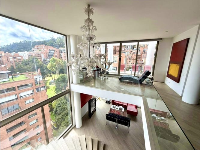 Apartamento de 4 alcobas en venta en Los Rosales, Bogotá, 475 m² · foto 10 de 20