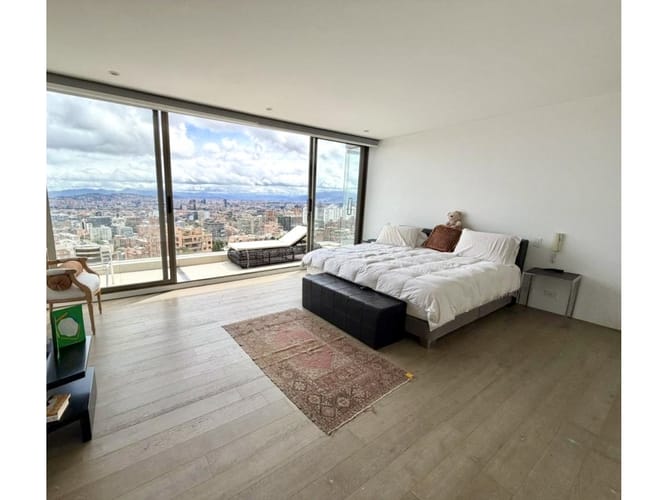 Apartamento de 4 alcobas en venta en Los Rosales, Bogotá, 475 m² · foto 11 de 20