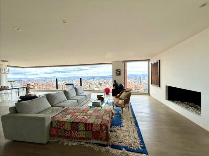 Apartamento de 4 alcobas en venta en Los Rosales, Bogotá, 475 m² · foto 12 de 20