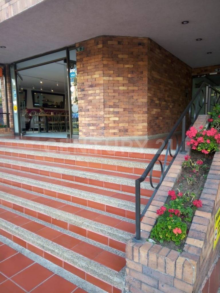Apartamento en venta en Cedritos, Bogotá · foto 2 de 23