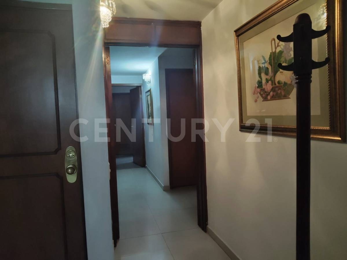 Apartamento en venta en Cedritos, Bogotá · foto 7 de 23