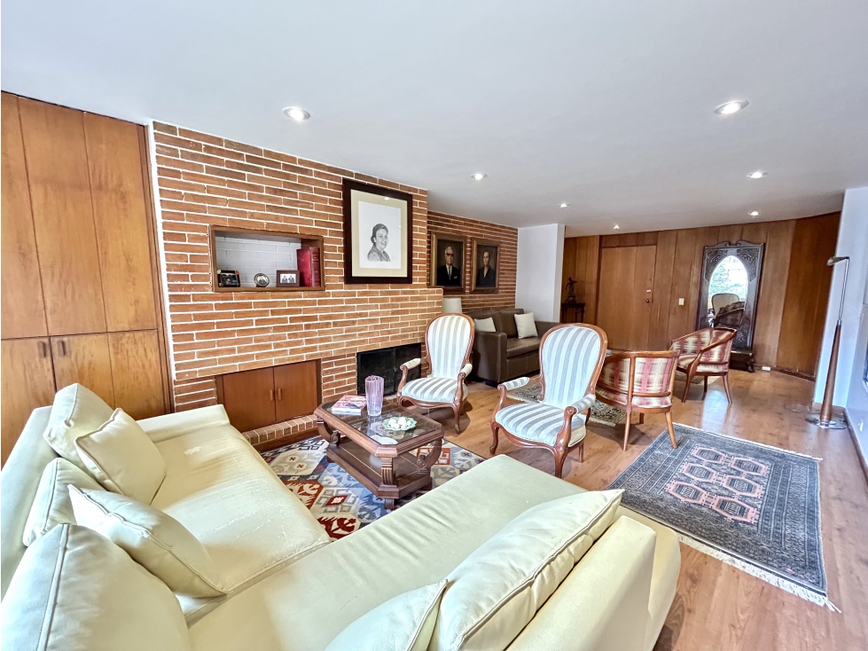 Apartamento en venta en Los Rosales, Bogotá · foto 5 de 15