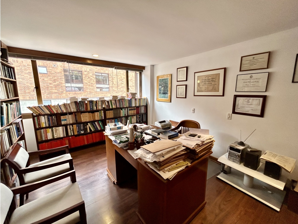 Apartamento en venta en Los Rosales, Bogotá · foto 8 de 15