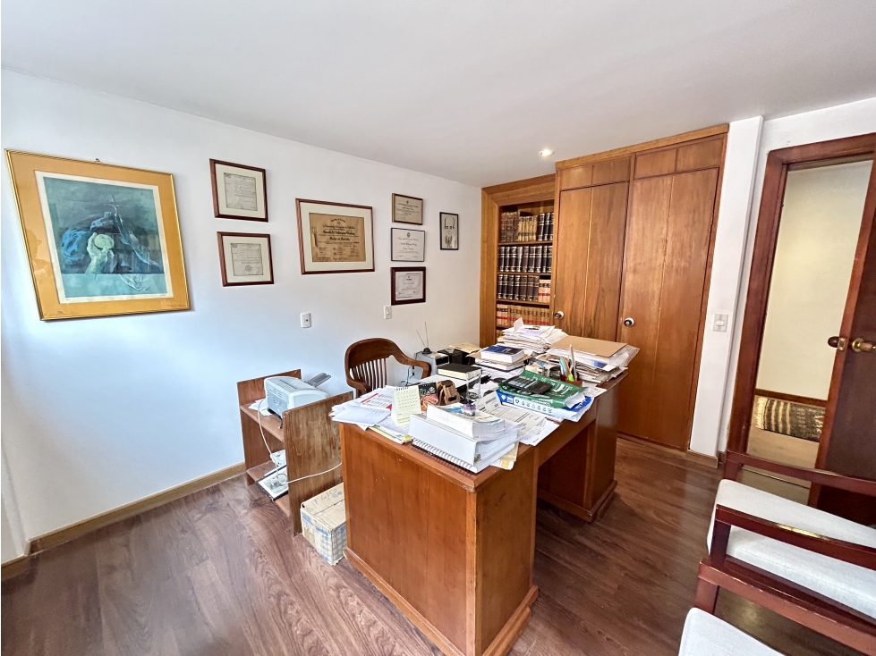 Apartamento en venta en Los Rosales, Bogotá · foto 10 de 15
