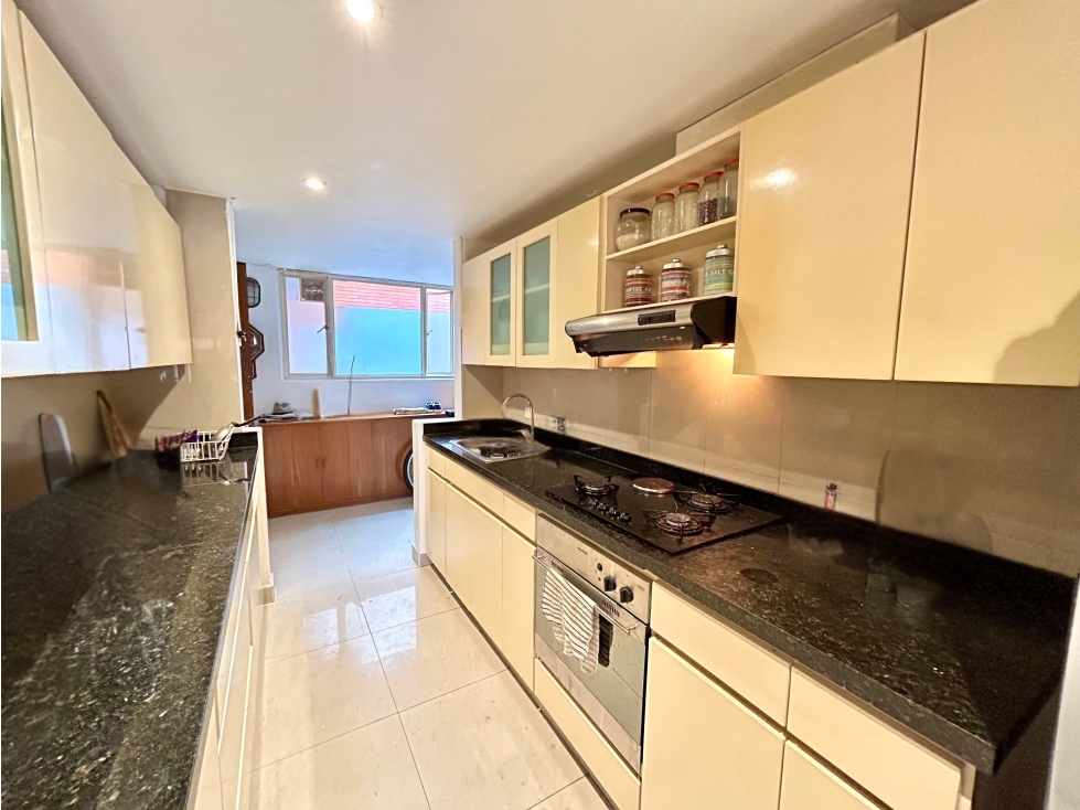 Apartamento en venta en Los Rosales, Bogotá · foto 11 de 15