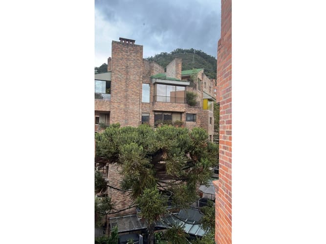 Apartamento de 3 alcobas en venta en Los Rosales, Bogotá, 167 m² · foto 10 de 22