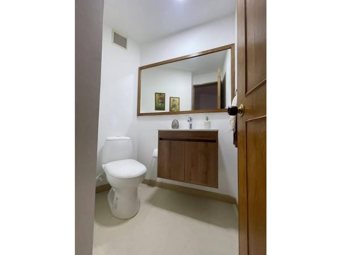 Apartamento de 3 alcobas en venta en Los Rosales, Bogotá, 167 m² · foto 17 de 22