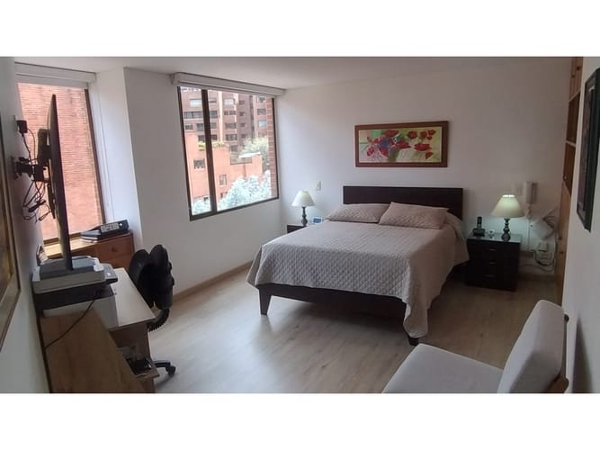 Apartamento de 3 alcobas en venta en Los Rosales, Bogotá, 167 m² · foto 19 de 22