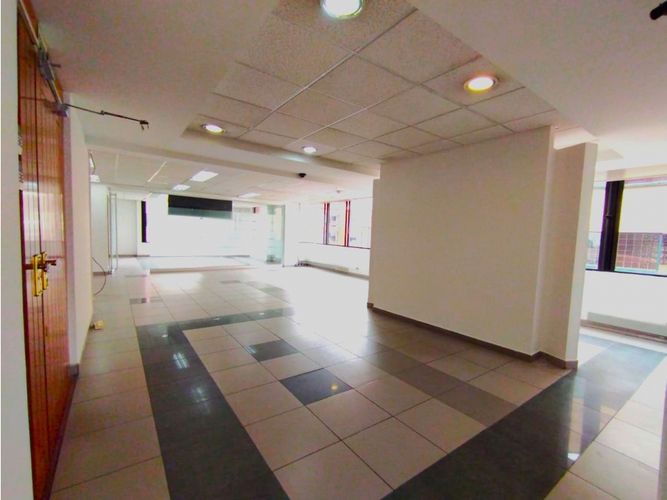 Oficina en venta en El Nogal, Zipaquirá, 337 m² · foto 4 de 21
