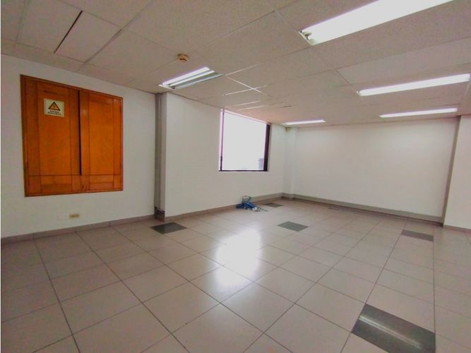 Oficina en venta en El Nogal, Zipaquirá, 337 m² · foto 8 de 21