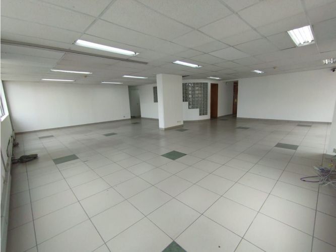 Oficina en venta en El Nogal, Zipaquirá, 337 m² · foto 12 de 21
