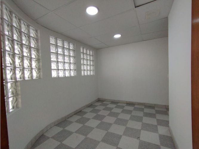 Oficina en venta en El Nogal, Zipaquirá, 337 m² · foto 13 de 21