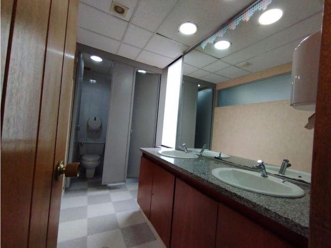 Oficina en venta en El Nogal, Zipaquirá, 337 m² · foto 16 de 21
