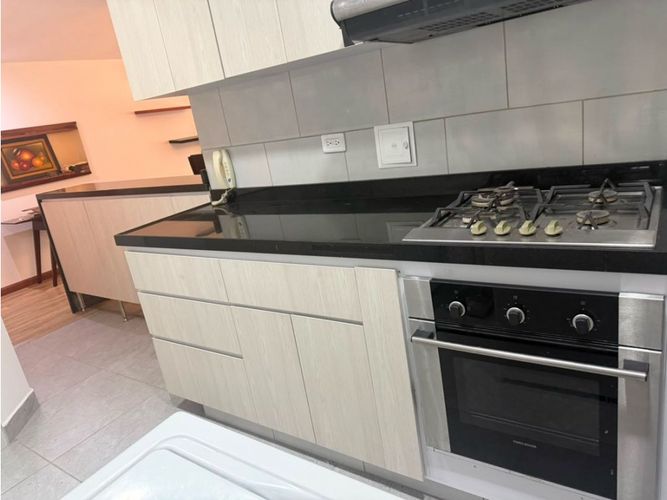 Apartamento de 1 alcoba en venta en Bella Suiza, Bogotá, 70 m² · foto 6 de 14