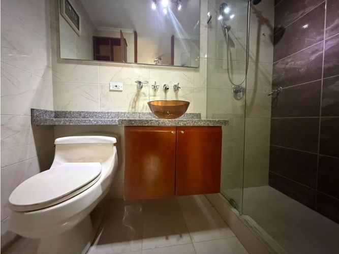 Apartamento de 1 alcoba en venta en Bella Suiza, Bogotá, 70 m² · foto 9 de 14