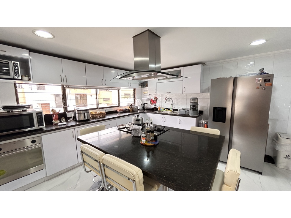 Casa en venta en Cedritos, Bogotá · foto 16 de 24