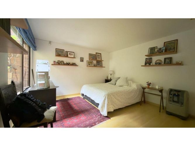 Apartamento de 3 alcobas en venta en Los Rosales, Bogotá, 209 m² · foto 15 de 24