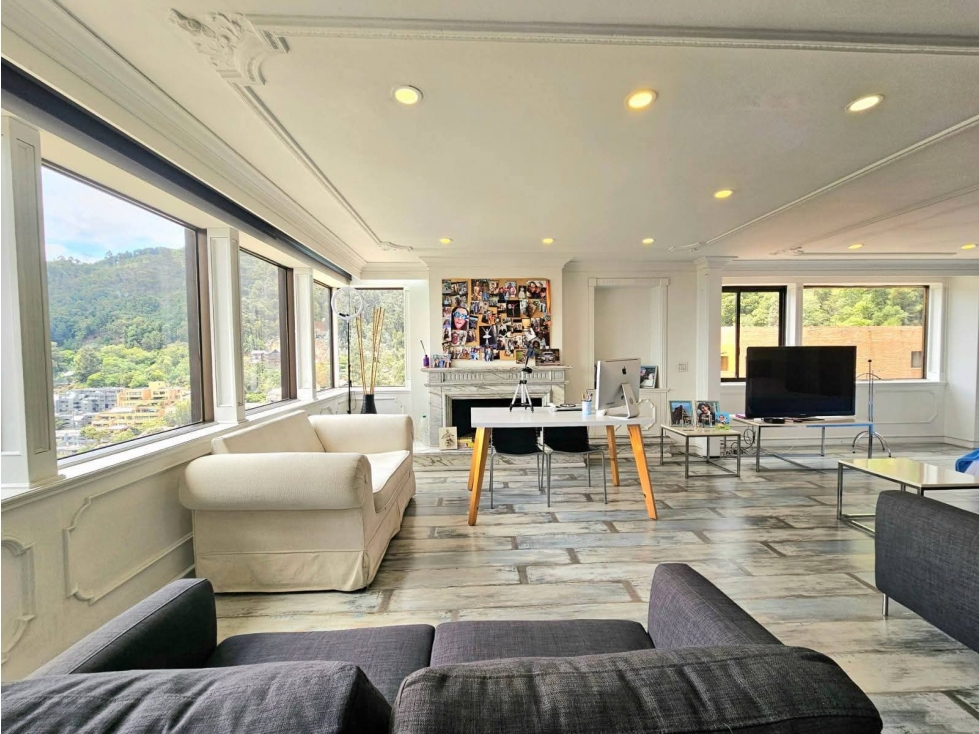 Apartamento en venta en El Refugio, Bogotá · foto 3 de 13