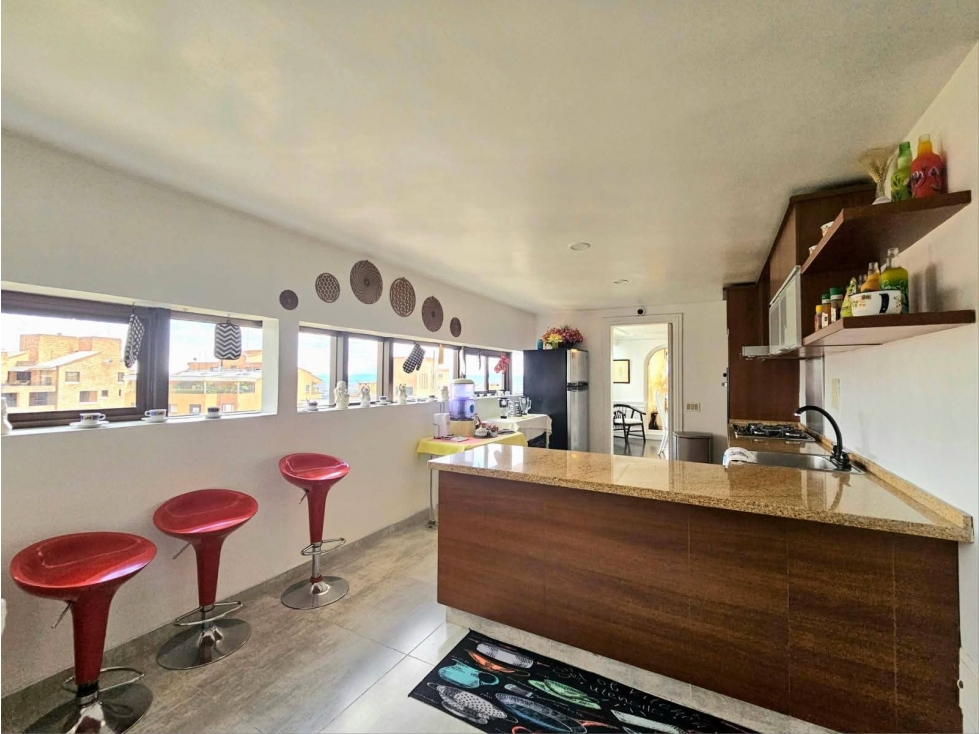 Apartamento en venta en El Refugio, Bogotá · foto 5 de 13