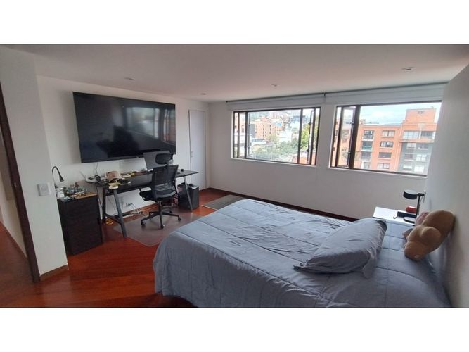 Apartaestudio en venta en Los Rosales, Bogotá, 73 m² · foto 11 de 16