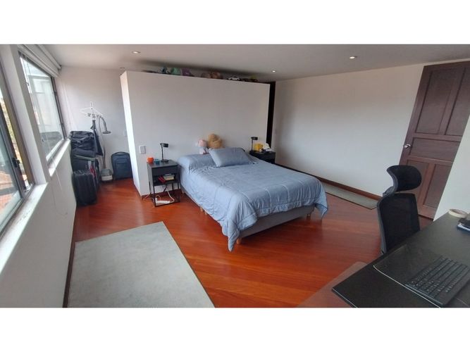 Apartaestudio en venta en Los Rosales, Bogotá, 73 m² · foto 12 de 16