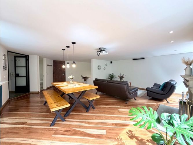 Apartamento de 3 alcobas en venta en Los Rosales, Bogotá, 160 m² · foto 3 de 24