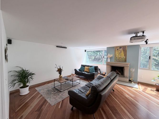 Apartamento de 3 alcobas en venta en Los Rosales, Bogotá, 160 m² · foto 23 de 24
