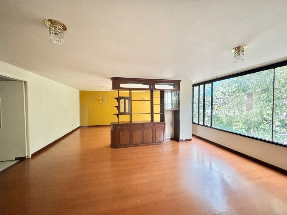 Apartamento en venta en Chicó Reservado, Bogotá · foto 2 de 16