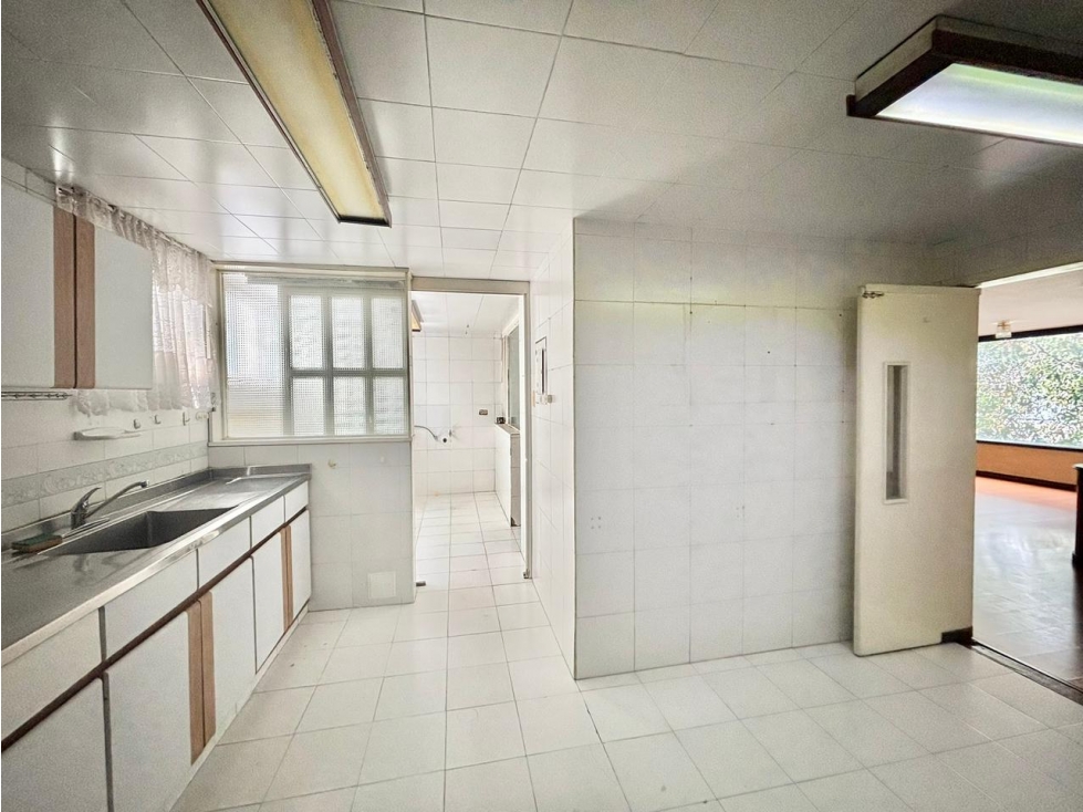Apartamento en venta en Chicó Reservado, Bogotá · foto 6 de 16