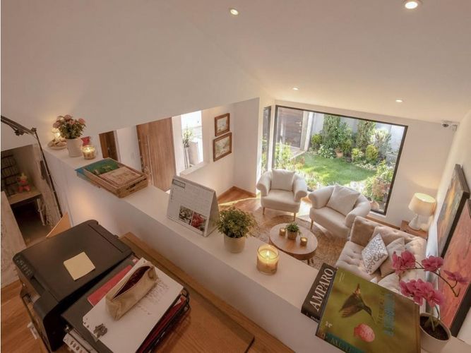 Casa de 3 alcobas en venta en Santa Ana, Bogotá, 350 m² · foto 3 de 24