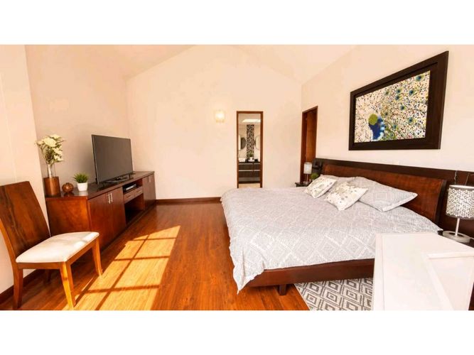 Casa de 4 alcobas en arriendo en Guaymaral, Cota, 311 m² · foto 20 de 24