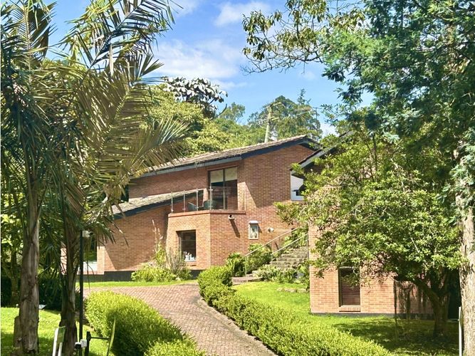Casa de 3 alcobas en venta en Torca Rural I, Bogotá, 450 m² · foto 4 de 24