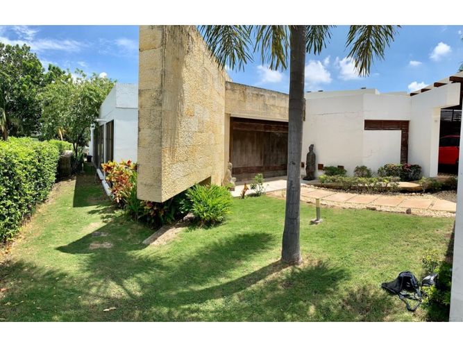 Casa de 4 alcobas en venta en Cn. Campestre El Peñon, Girardot, 363 m² · foto 21 de 24