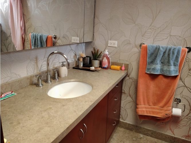 Casa de 4 alcobas en venta en Santa Ana Oriental, Bogotá, 400 m² · foto 14 de 24
