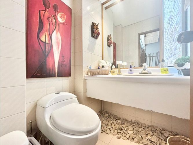 Casa de 4 alcobas en venta en Sotileza, Bogotá, 341 m² · foto 8 de 19
