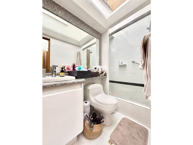 Casa de 4 alcobas en venta en Sotileza, Bogotá, 341 m² · foto 10 de 19