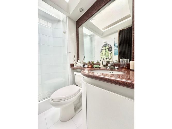 Casa de 4 alcobas en venta en Sotileza, Bogotá, 341 m² · foto 13 de 19