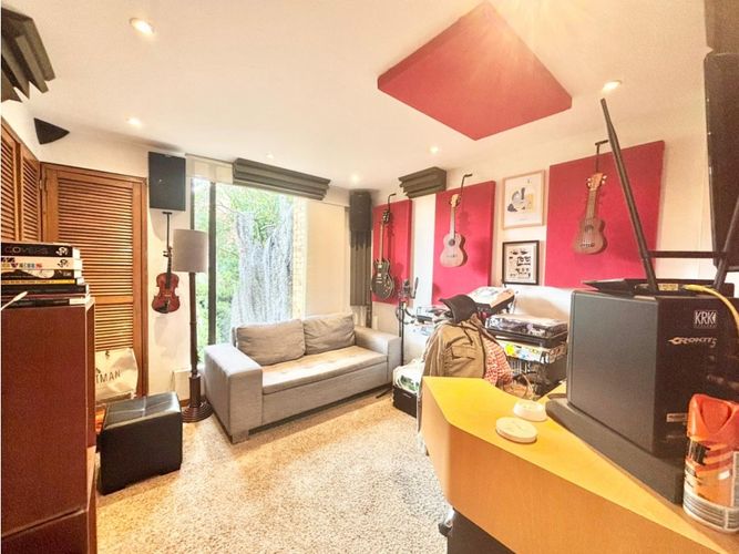Casa de 4 alcobas en venta en Sotileza, Bogotá, 341 m² · foto 14 de 19