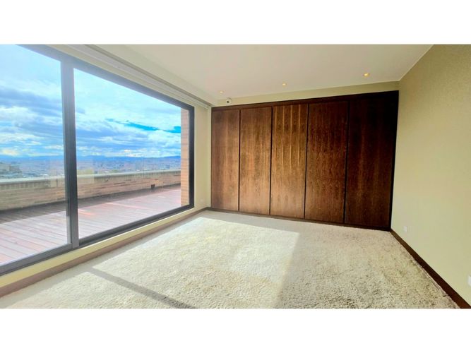 Apartamento de 3 alcobas en venta en Chico, Bogotá, 830 m² · foto 13 de 24