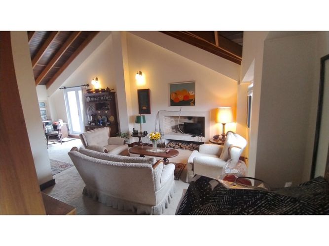 Casa de 4 alcobas en venta en La Balsa, Bogotá, 414 m² · foto 4 de 17