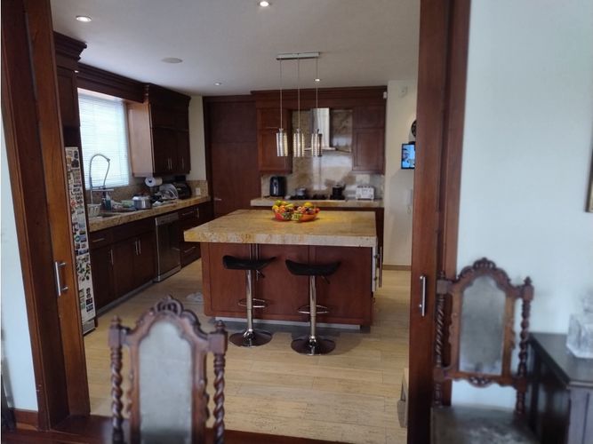 Casa de 4 alcobas en venta en La Balsa, Bogotá, 414 m² · foto 11 de 17