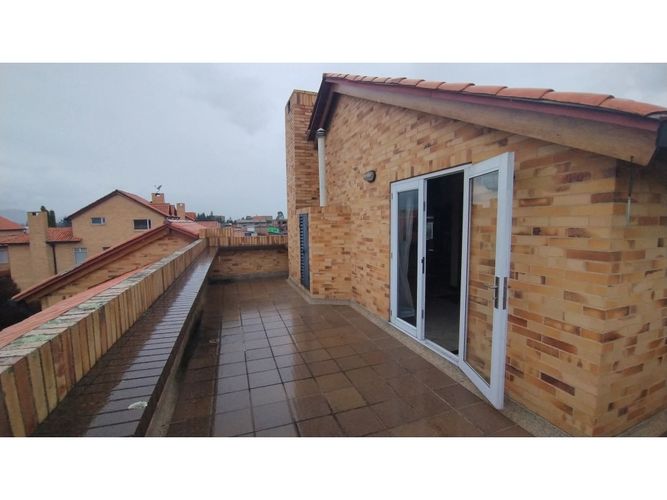 Casa de 4 alcobas en venta en La Balsa, Bogotá, 414 m² · foto 14 de 17