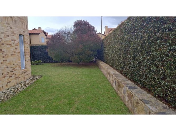 Casa de 4 alcobas en venta en La Balsa, Bogotá, 414 m² · foto 15 de 17