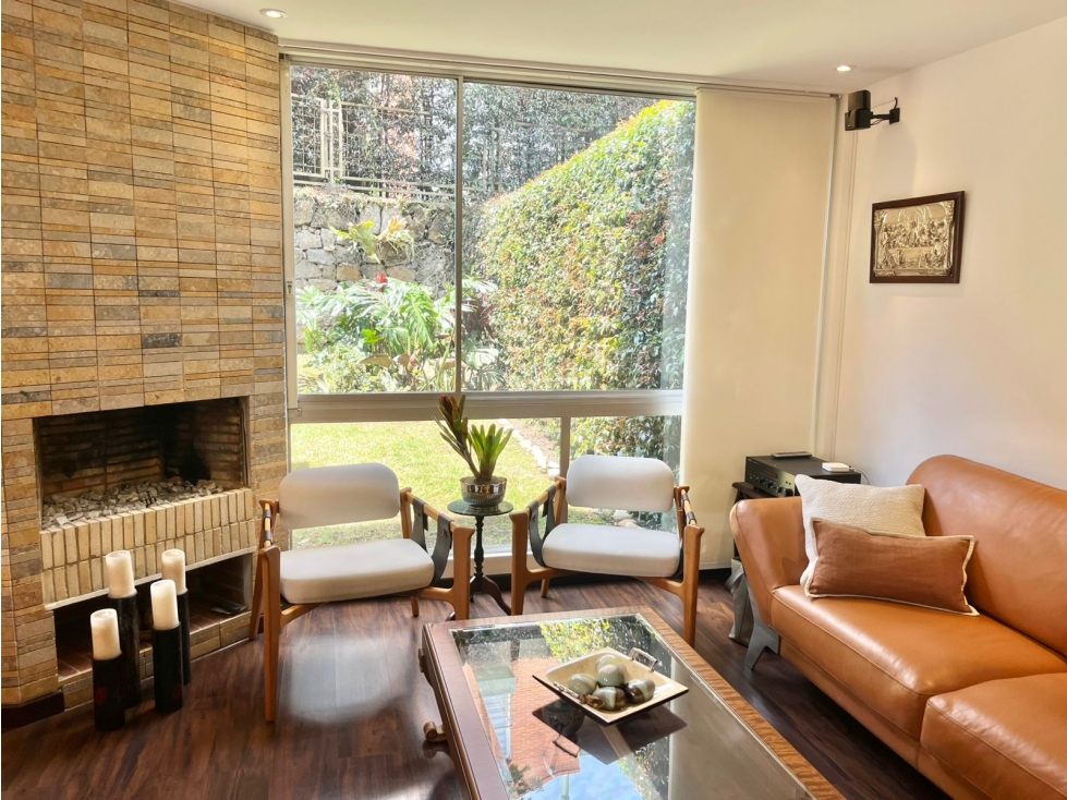 Casa en venta en Cerros De Suba, Bogotá · foto 3 de 24