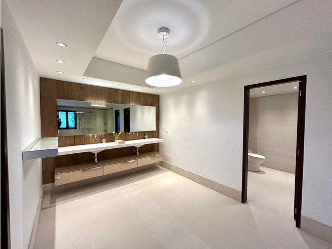 Casa de 3 alcobas en venta en Santa Ana Oriental, Bogotá, 577 m² · foto 12 de 24