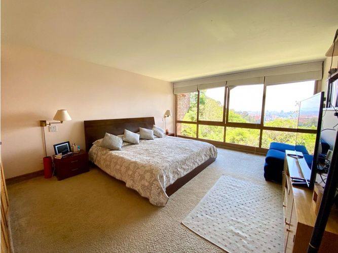 Casa de 3 alcobas en venta en Bosque De Pinos, Bogotá, 305 m² · foto 6 de 16