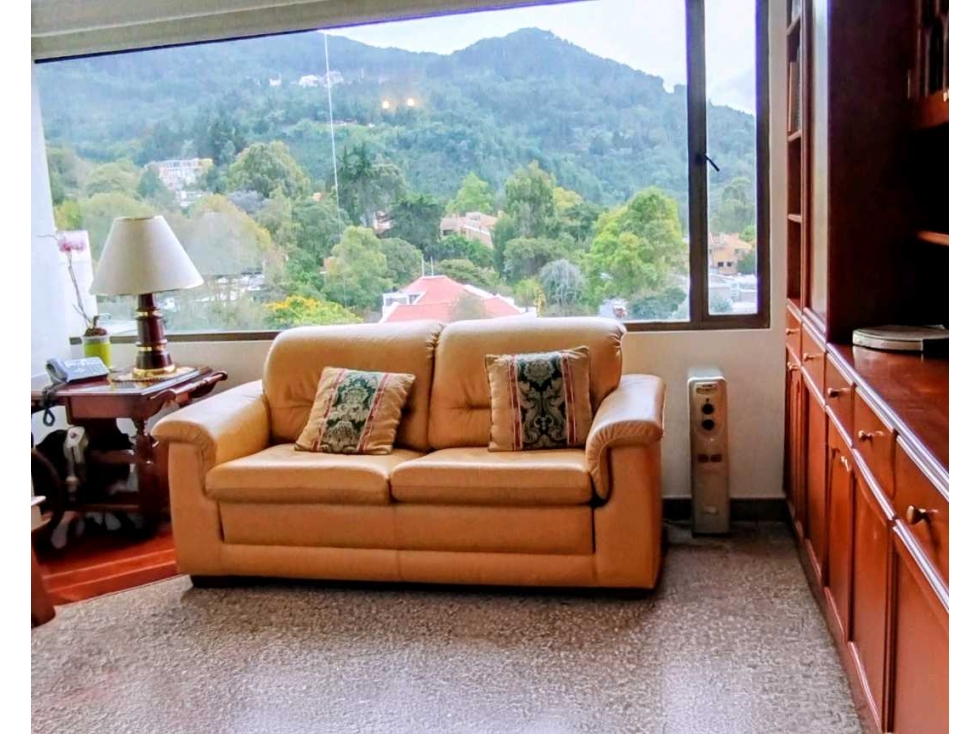Apartamento en venta en Santa Barbara, Bogotá · foto 4 de 10