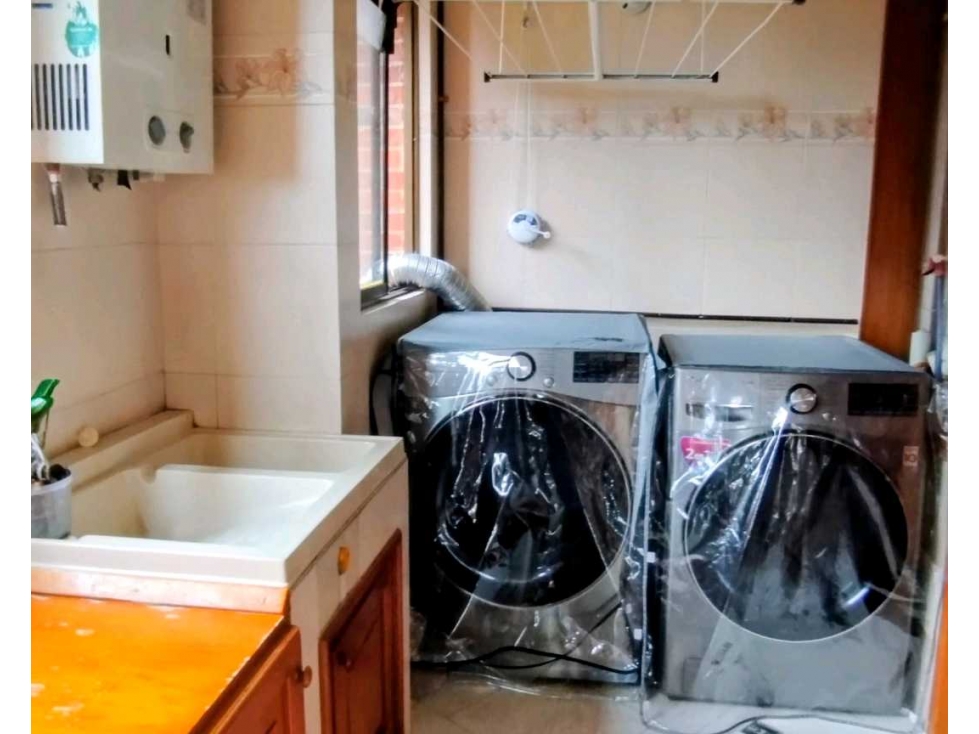Apartamento en venta en Santa Barbara, Bogotá · foto 9 de 10
