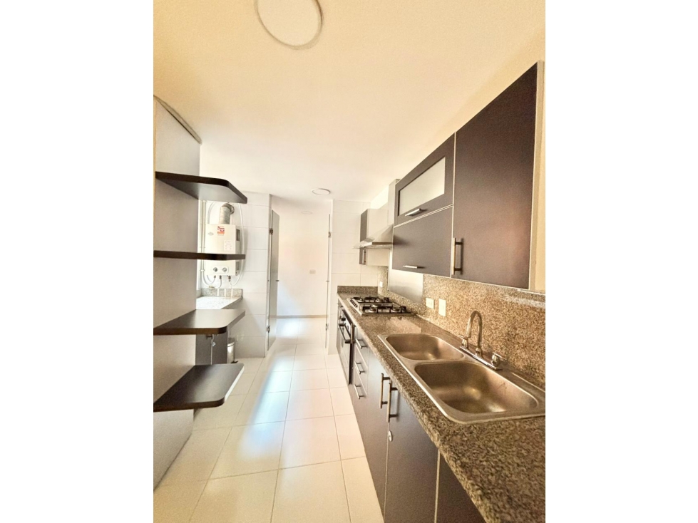 Apartamento en venta en El Contador, Bogotá · foto 7 de 24